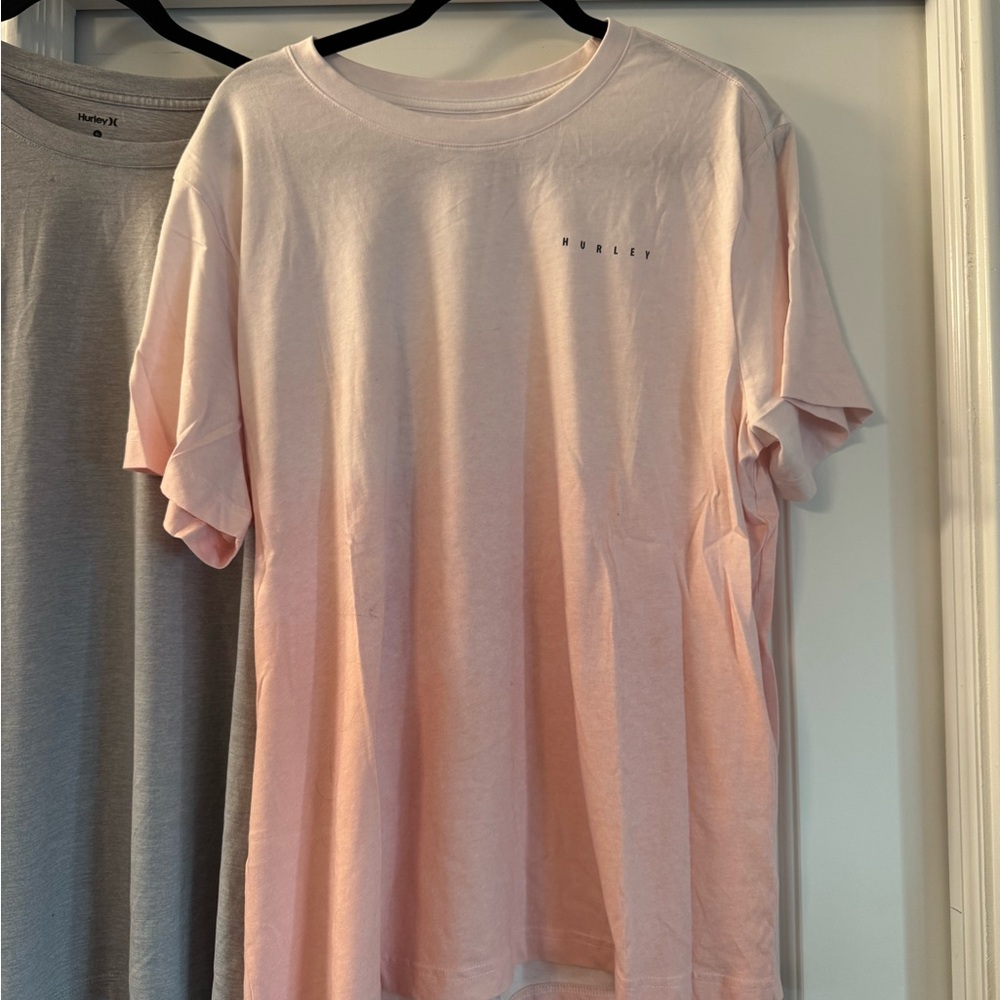 Hurley Crewneck T-Shirt bundle in pink, black and grey - Picture 4 of 8